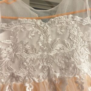 Elegant White Lace Dress